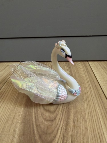 New 2003 barbie swan lake - 2003, of