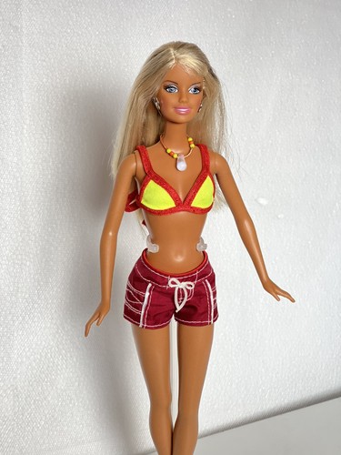 Barbie beach california girl - beach,