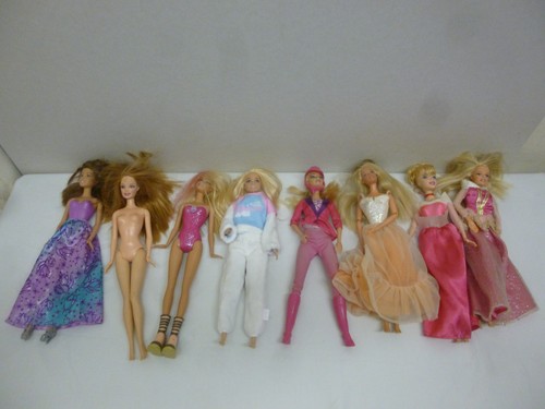 Barbie dolls ect x1999 - 8, 5